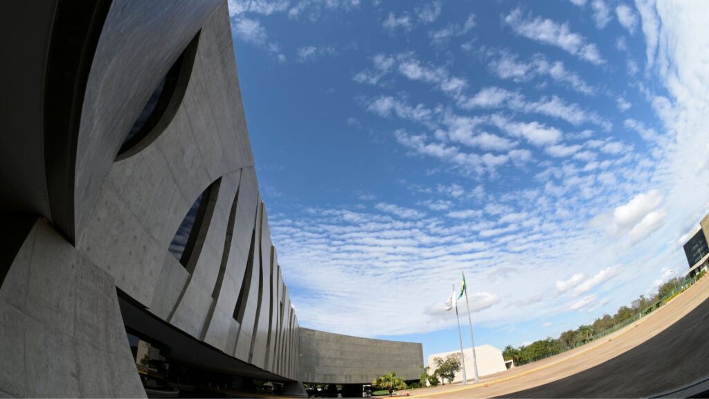 Câmara aprova novas funções STJ que custarão R$ 8,7 milhões