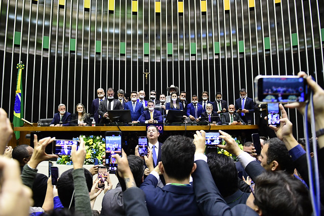 PL é o partido que mais perde deputados na Câmara; veja o balanço completo