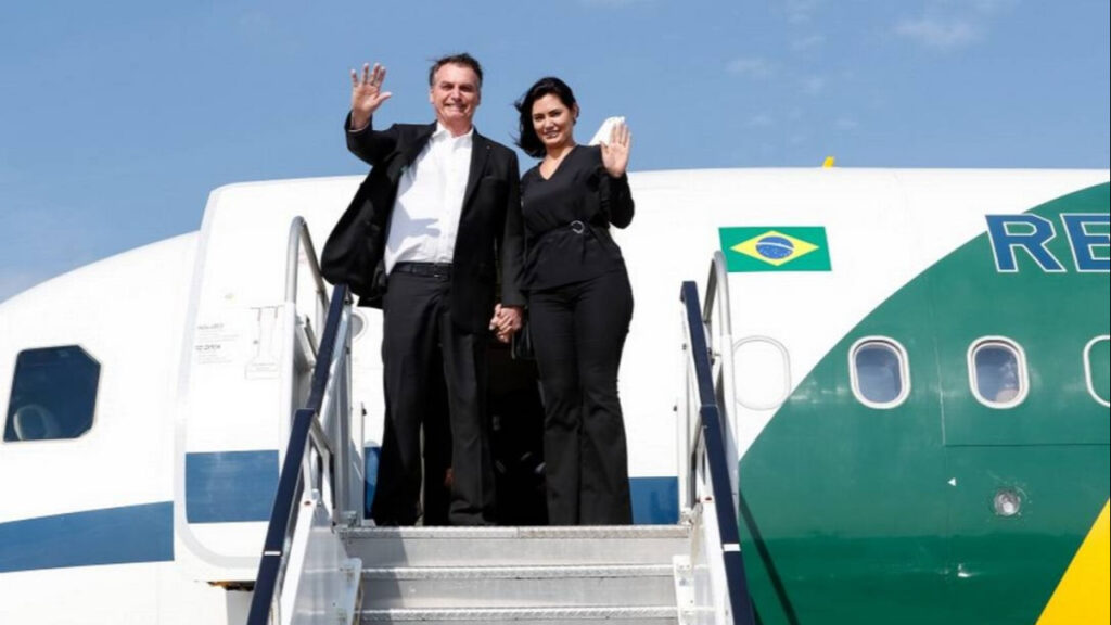 Michelle nega candidatura à Presidência e aposta em Bolsonaro