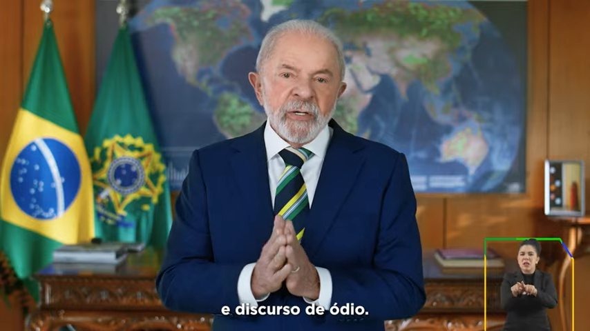 Lula ataca “traidores” e reforça defesa de soberania