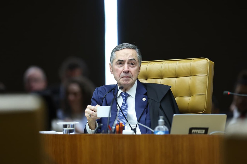 Saída de Barroso do STF esquenta disputa por cadeira