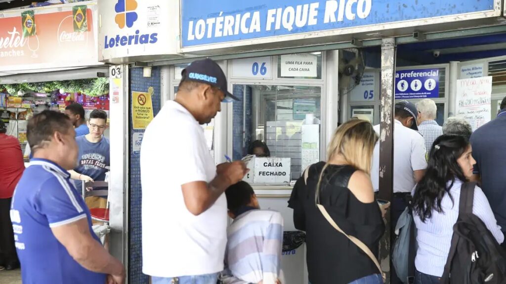 Caixa confirma bet própria para novembro e até R$ 2,5 bilhões em arrecadação