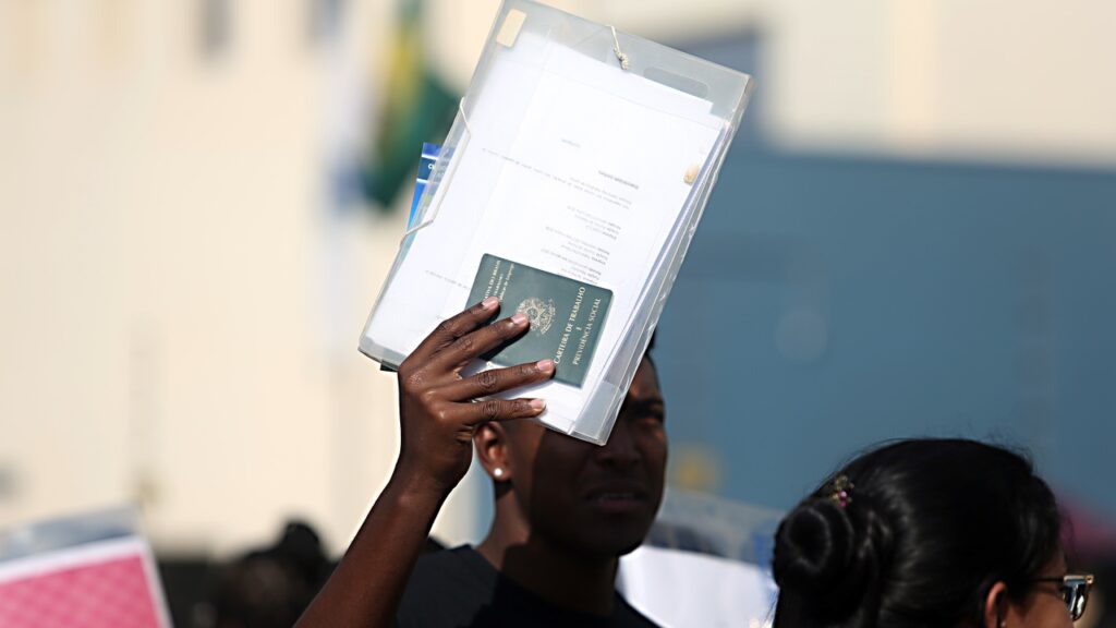 desemprego fica estável em setembro e soma 6 milhões