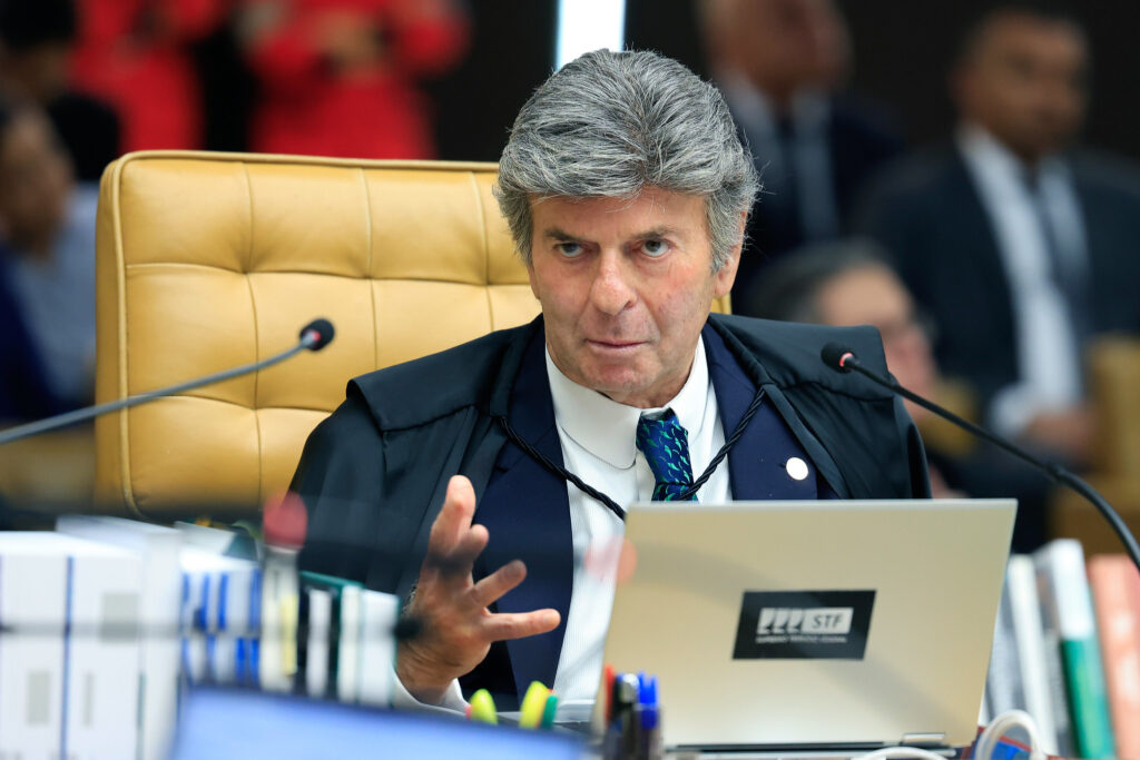 Fux revisa voto antes de acórdão da condenação de Bolsonaro