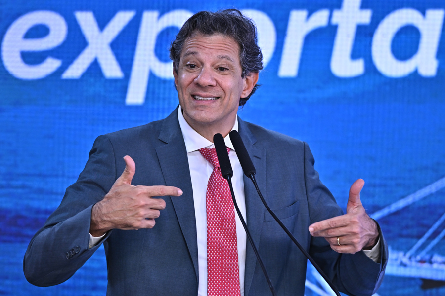 Copom mantém Selic; Senado aprova isenção de IR e mais