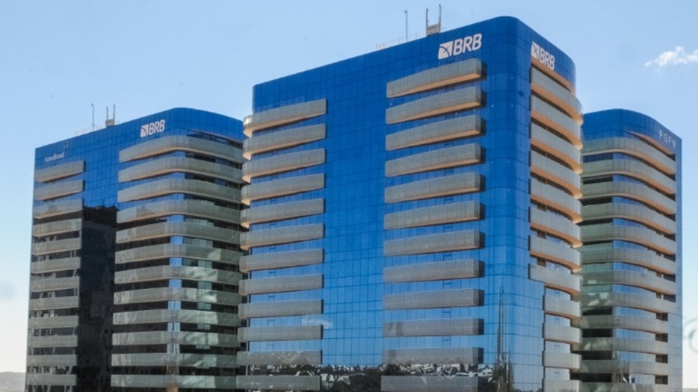 Banco Master nega irregularidades em contratos com BRB