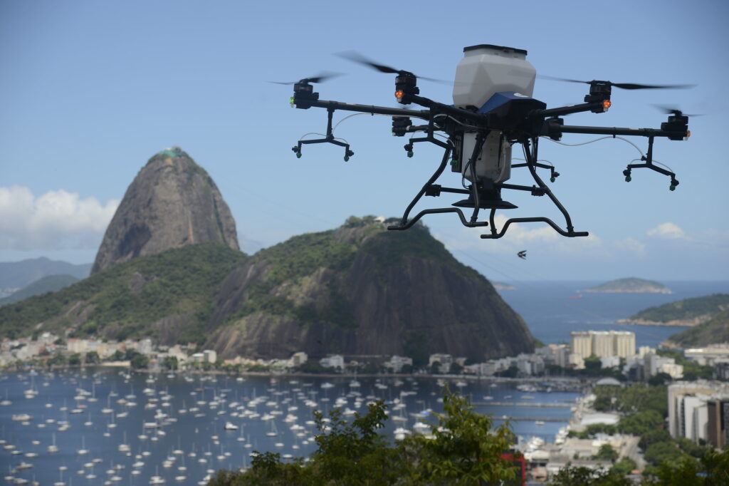 Projeto criminaliza uso de drones pelo crime organizado