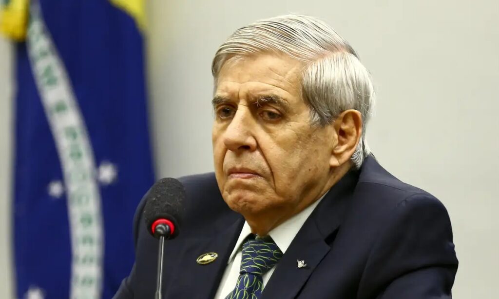 Defesas de Ramagem e Heleno recorrem contra condenação por suposto golpe