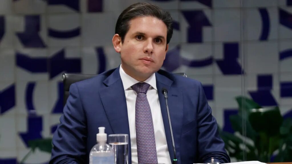 Motta deve avançar com PEC da Segurança