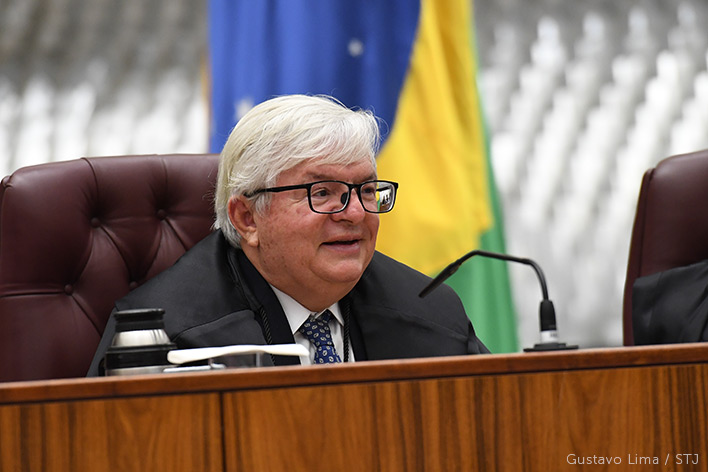 Presidente do STJ diz que “juiz falante” perde parte da legitimidade