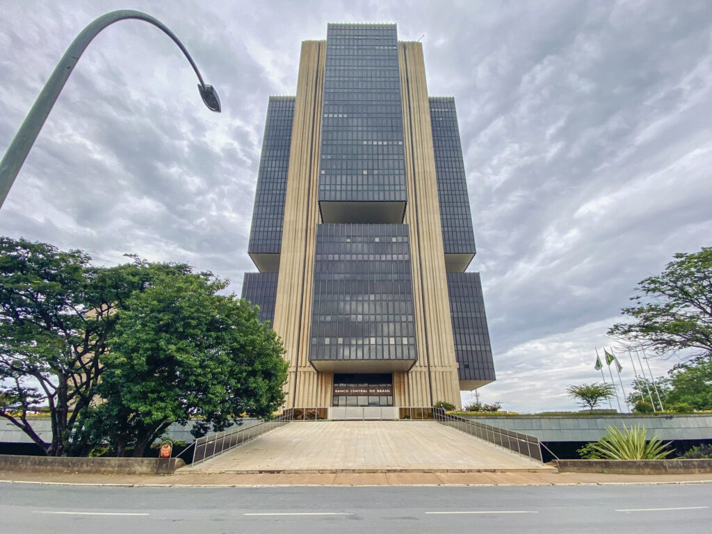 Copom mantém Selic em 15% ao ano na primeira reunião de 2026