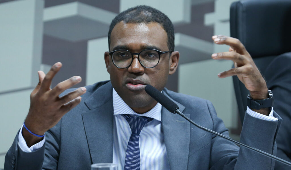 Diretor do BC diz que banco Master tinha só R$ 4 mi em caixa