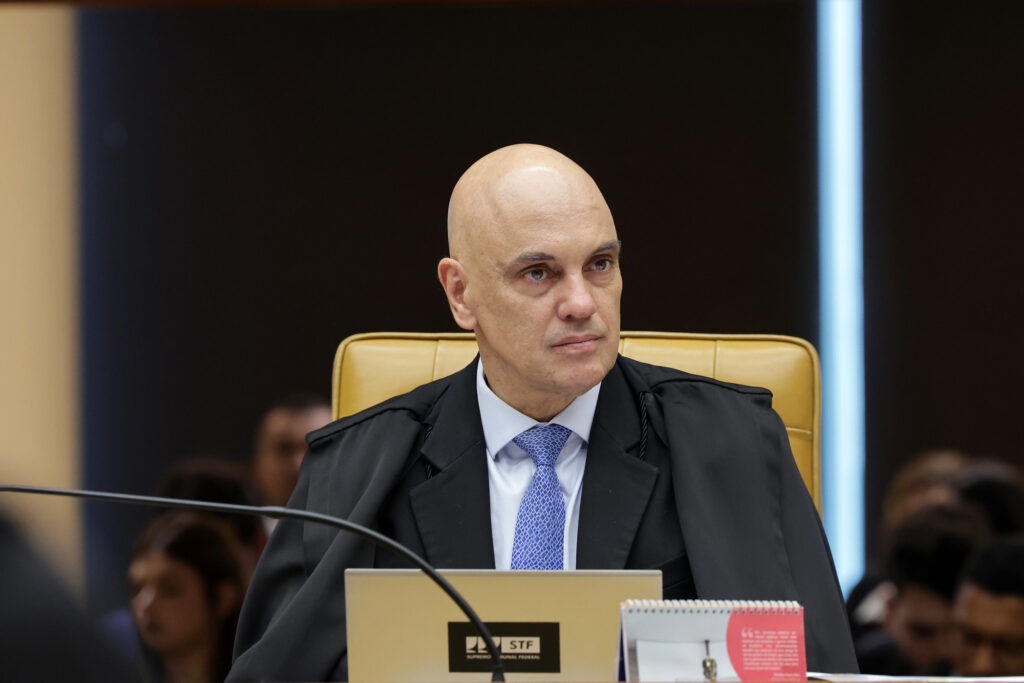 Moraes derruba gratificações impostas pelo TST aos Correios