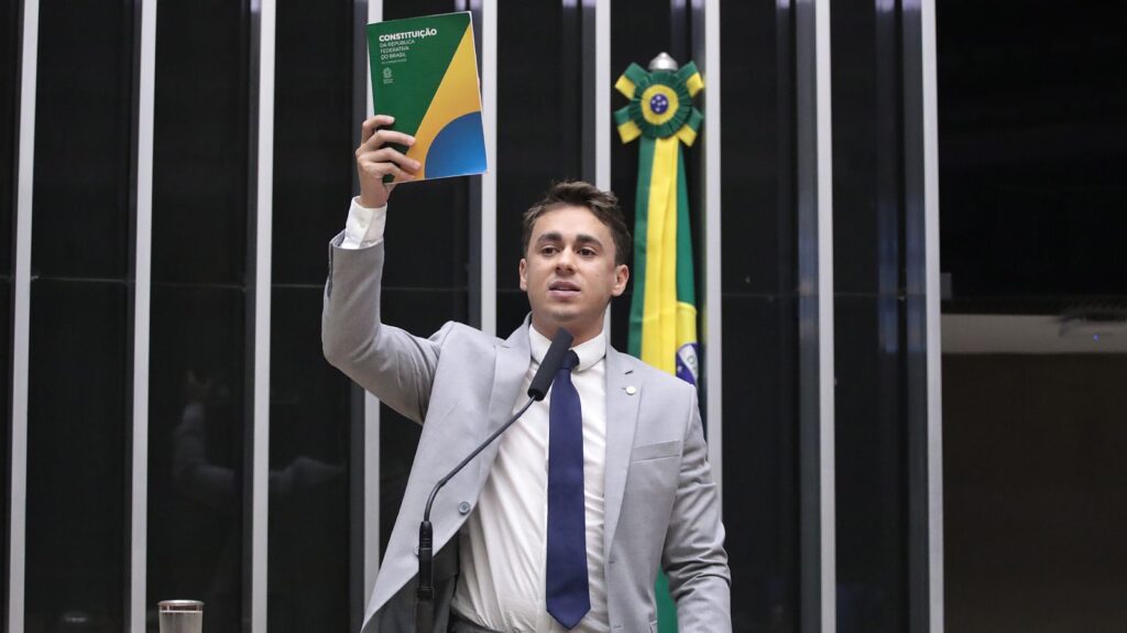 Vídeo sobre pix gera ofensiva da esquerda contra Nikolas Ferreira