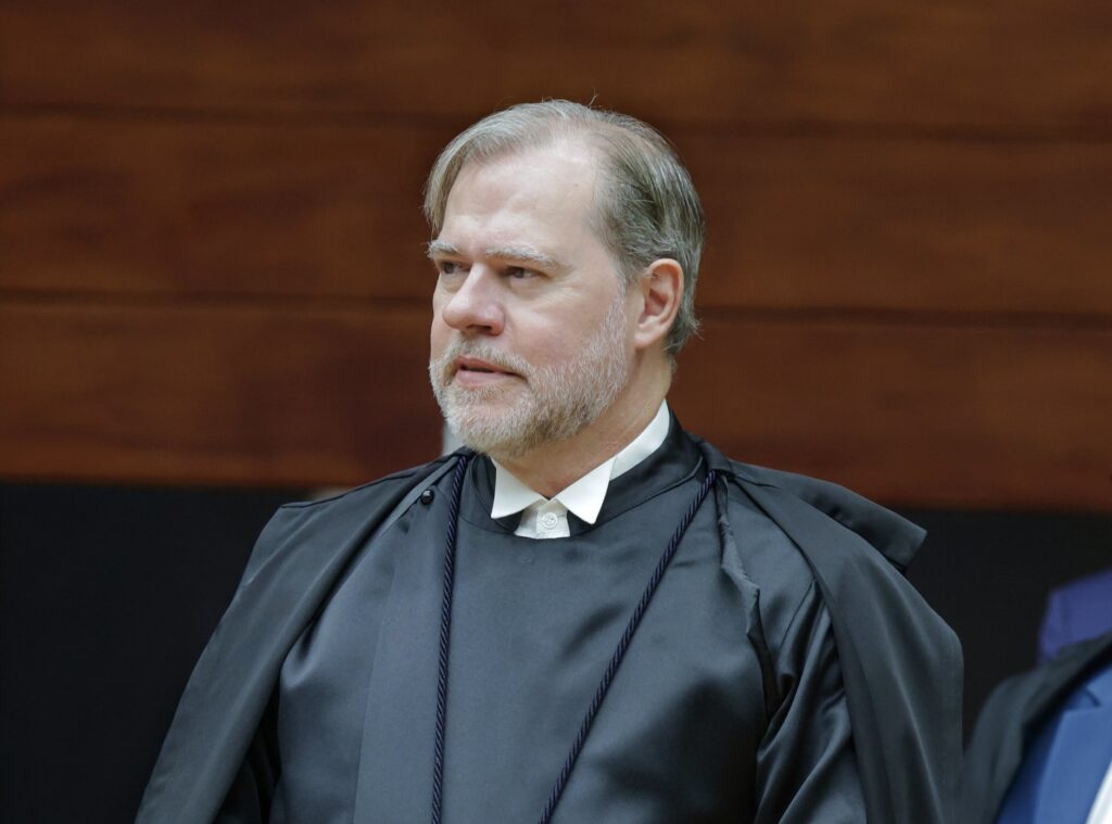 Fachin arquiva pedido de suspeição contra Toffoli