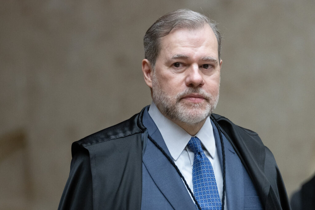 Delegados da PF querem direito de questionar suspeição de juízes
