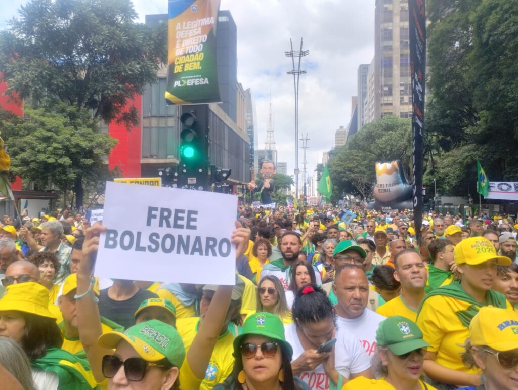 Manifestações do “Acorda, Brasil” reúnem multidões em 3 capitais