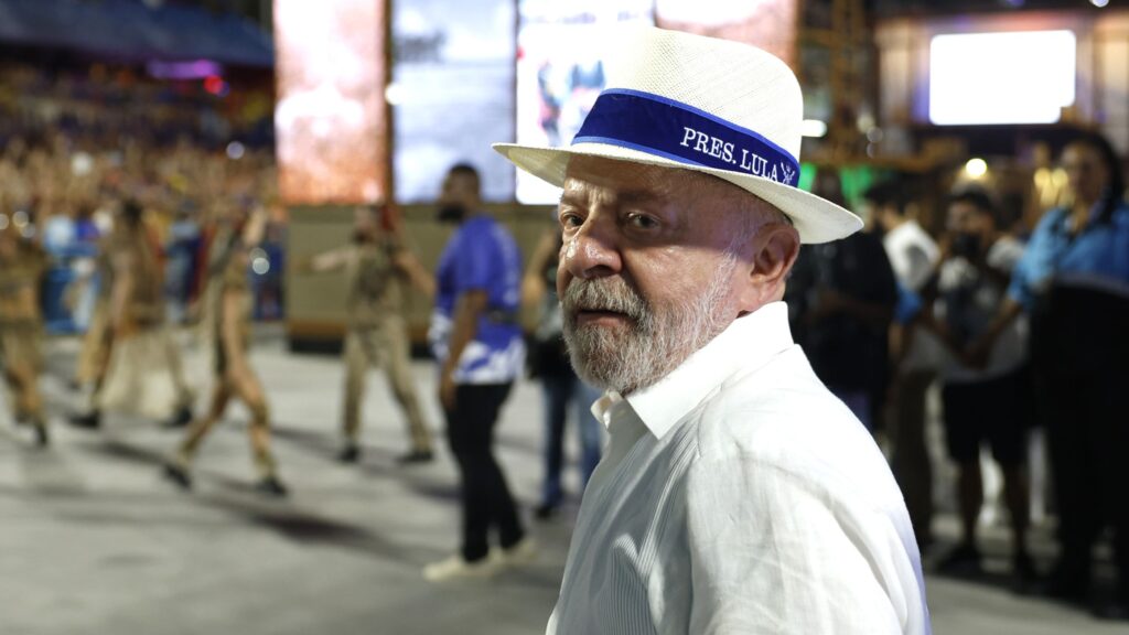 Juristas debatem limite constitucional à reeleição de Lula