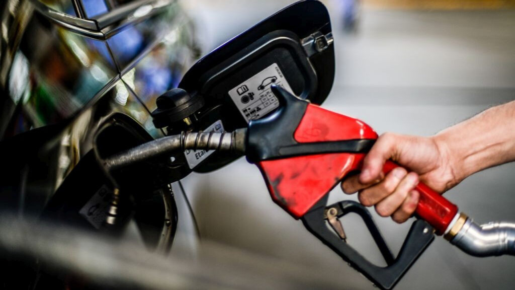 Maioria dos estados aderem à proposta do governo de subsidiar diesel importado
