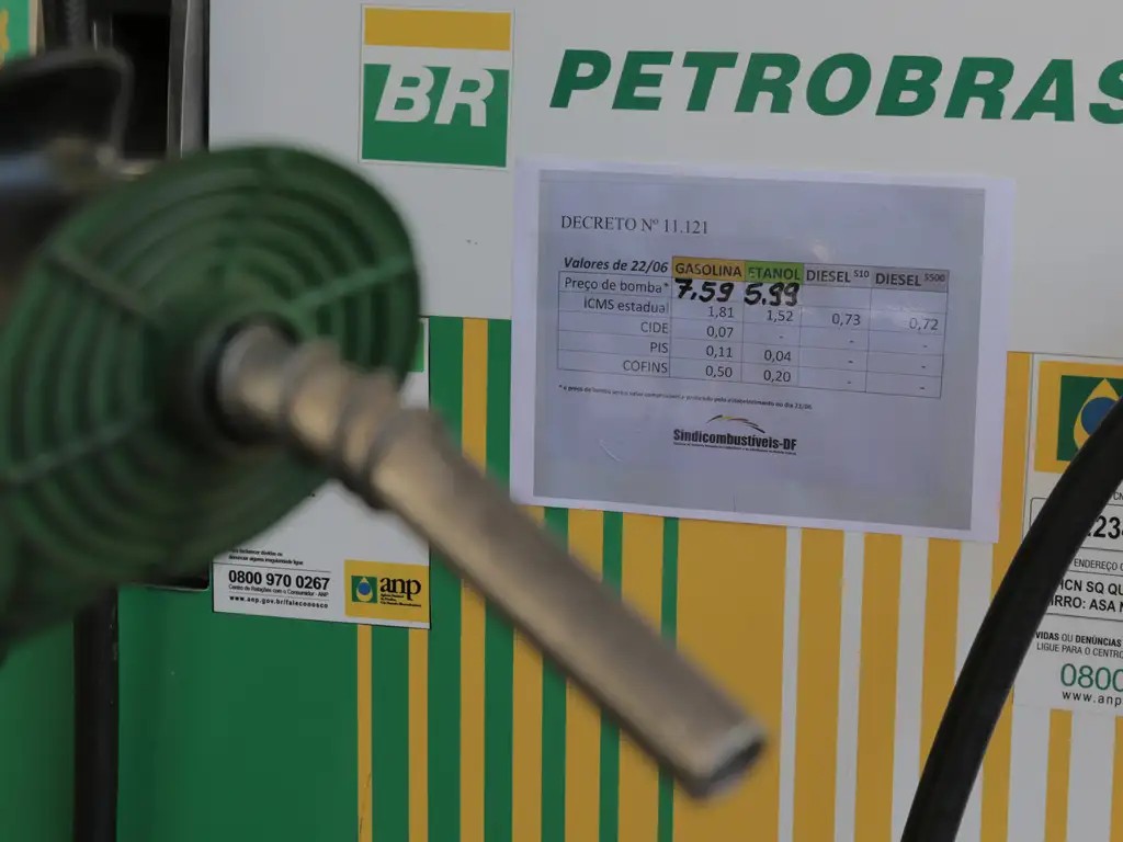 Petrobras adere à subvenção do diesel de uso rodoviário