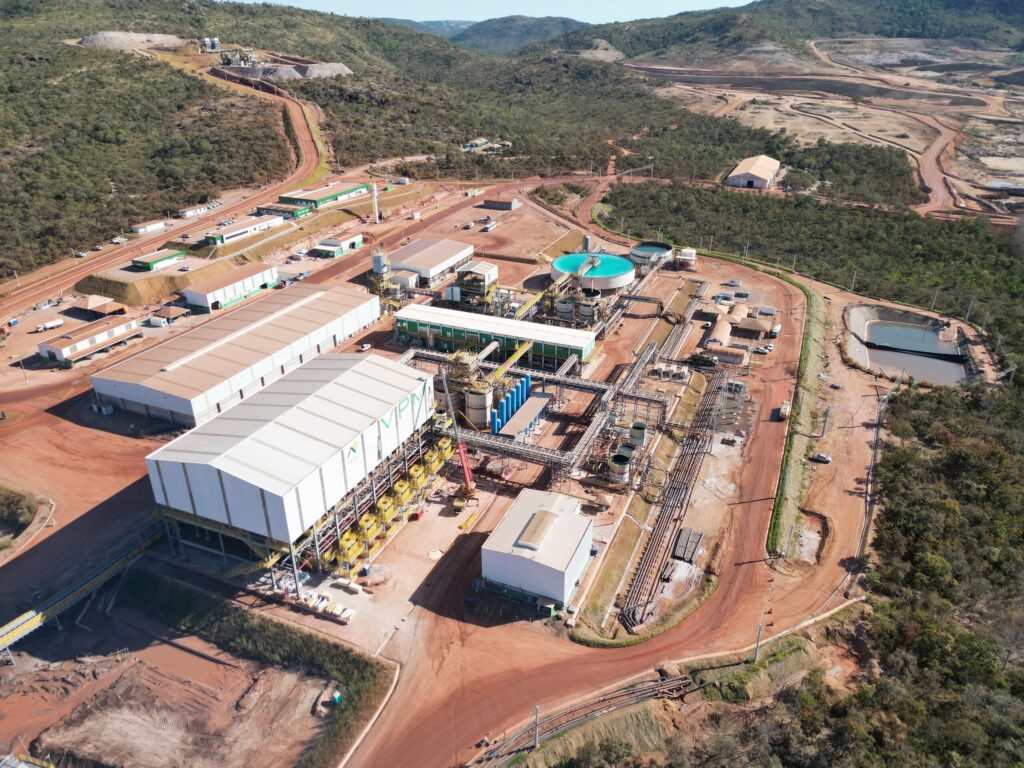 EUA compra mineradora brasileira de terras raras por US$ 2,8 bi
