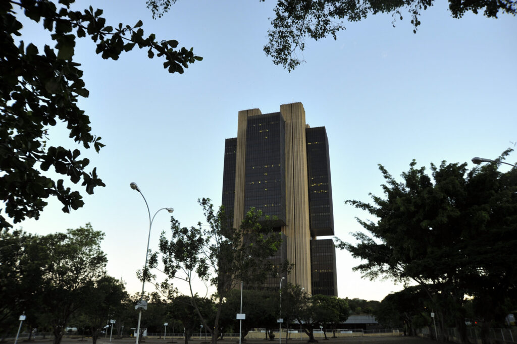 Conselho Monetário endurece regras para o FGC após rombo causado pelo caso Master