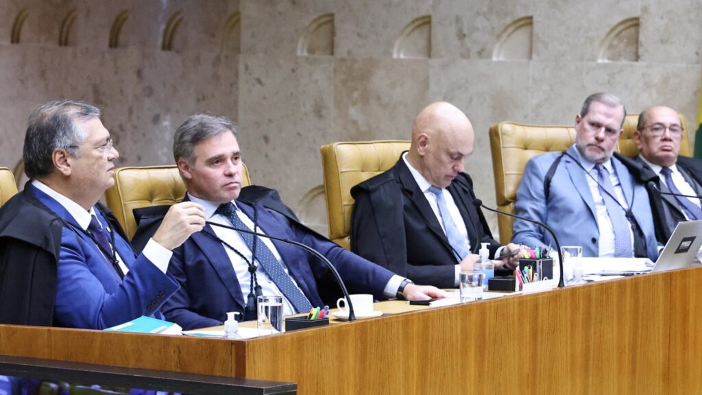 STF amplia poder de Alcolumbre para barrar investigações