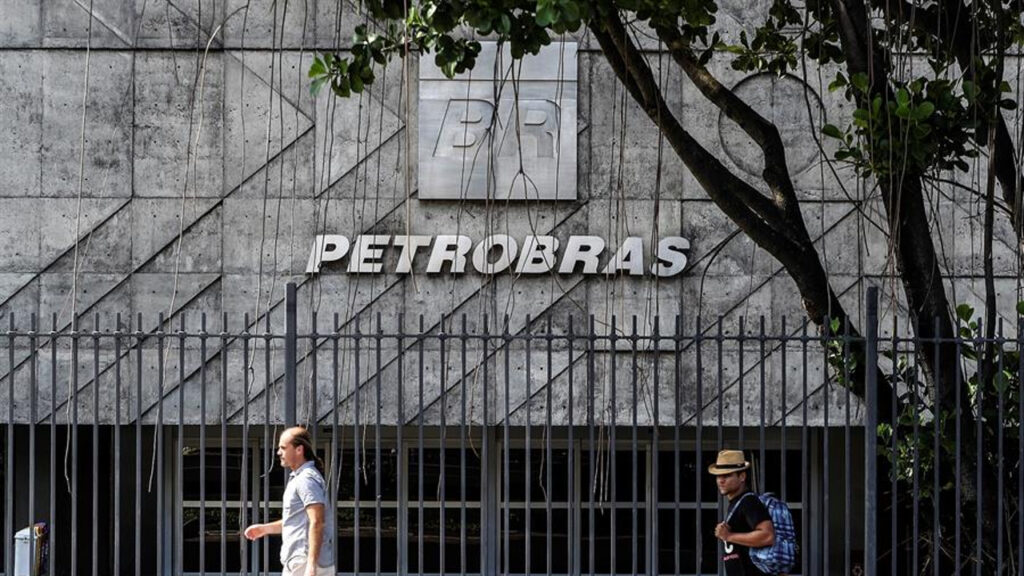 Preço dos combustíveis: Petrobras nega defasagem