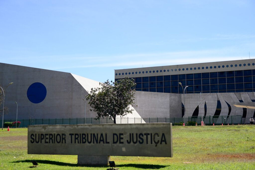 PF prende ex-servidor do STJ suspeito de integrar esquema de venda de sentenças